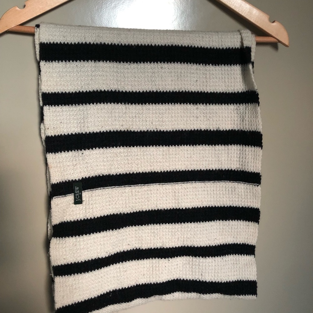 J Crew knit circle scarf